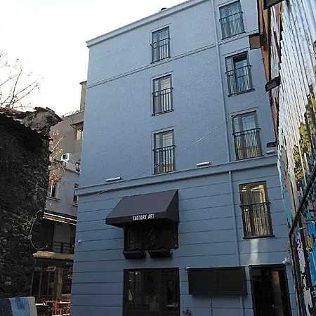 Persona Galata 3* Isztambul